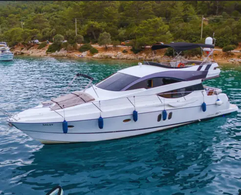 Fairline Squadron